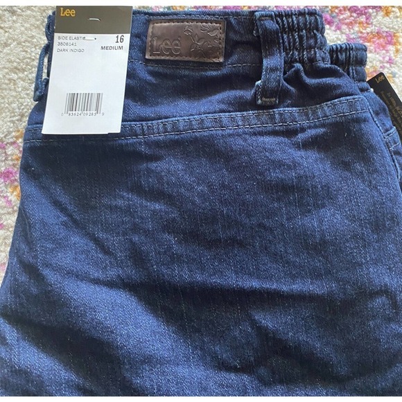 Lee side elastic at the waist women’s Size 16 Medium Blue Jeans - Picture 6 of 9